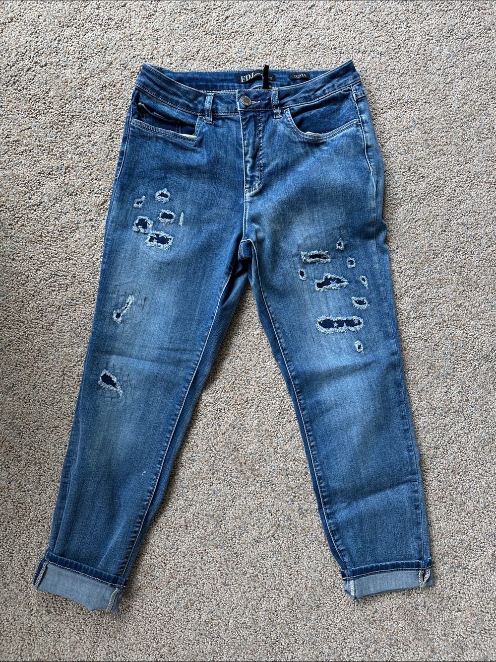 Boyfriend Distressed Blue Jeans - Comfortable Rolled Cuff Style